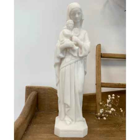 Statue albâtre - 25 cm - Notre dame de l'Eucharistie
